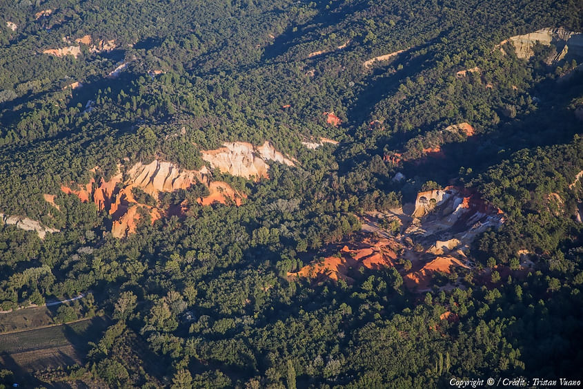 Colorado provençal jusqu'à Gordes en hélicoptère