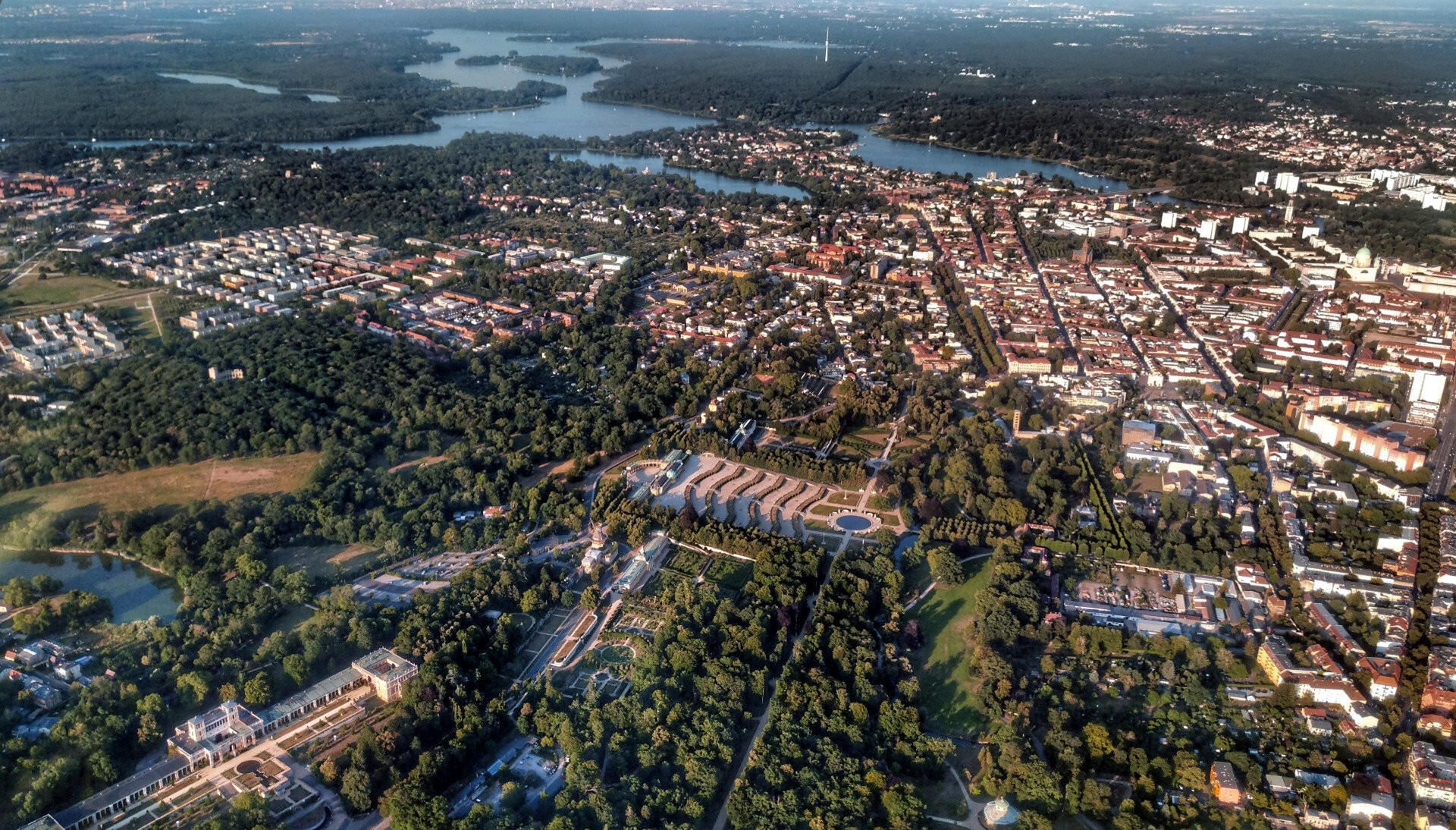 Rundflug über -West- Berlin und Potsdam (mind. 2 Personen)