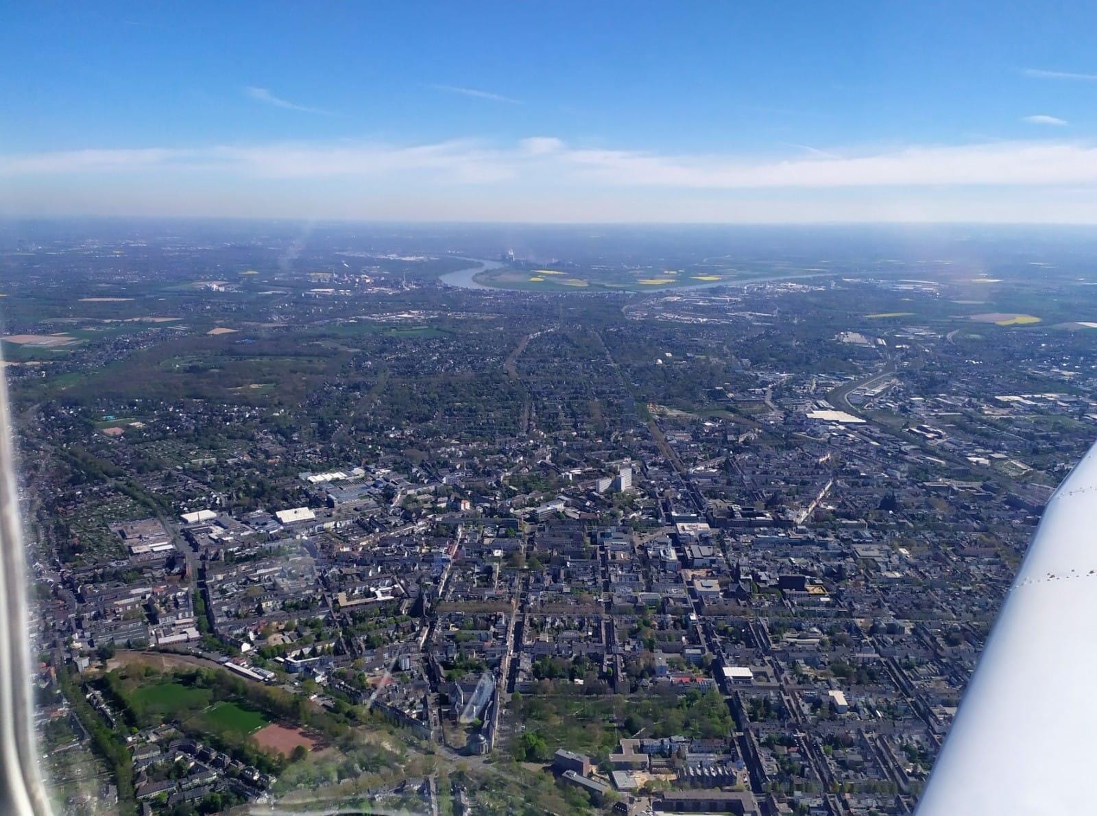 Geburtstagsflug Köln - Köln Dom - entlang des Rheins - Düs.