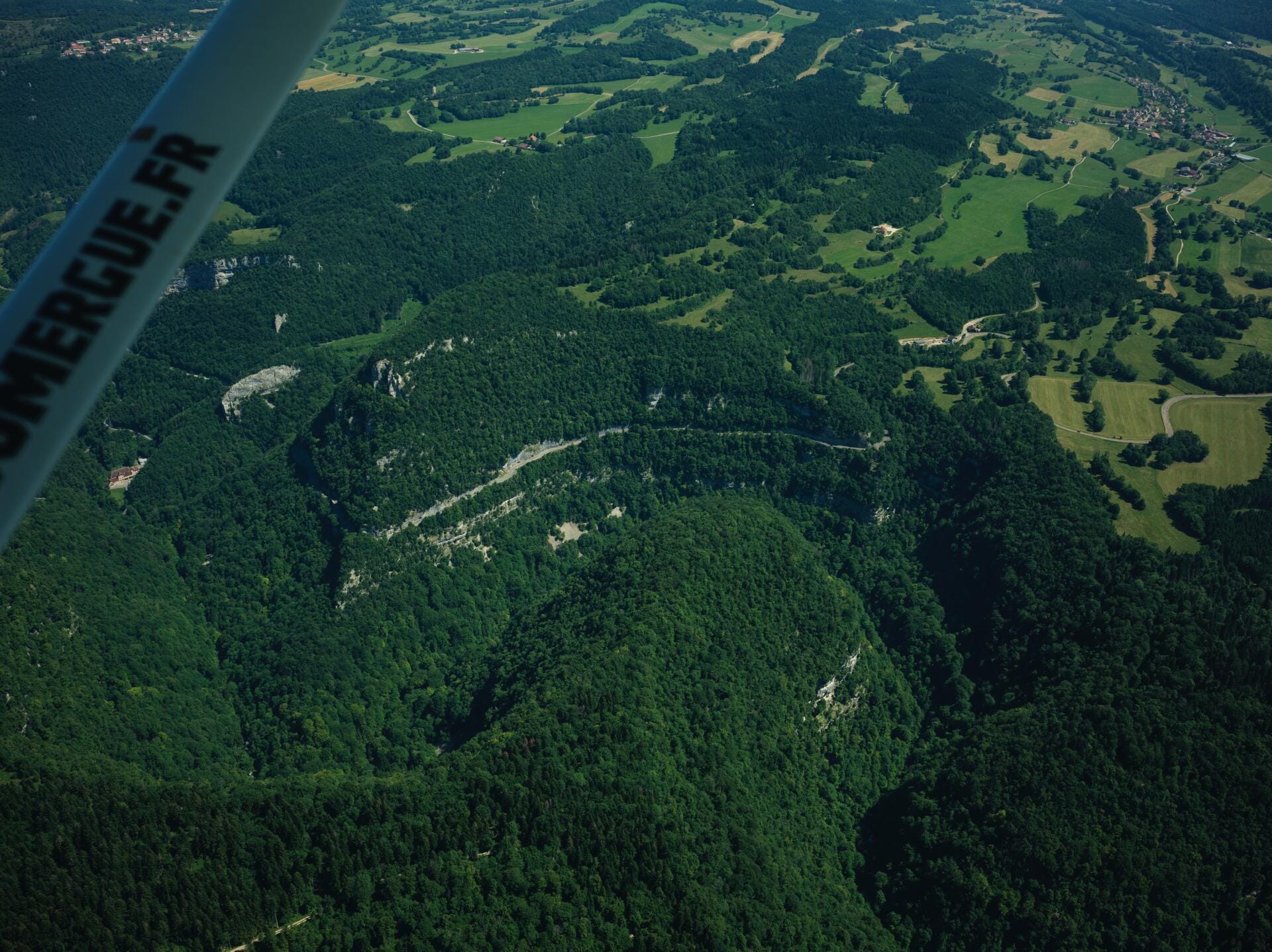 Gorges de la Loue, Besançon & citadelle vues du ciel