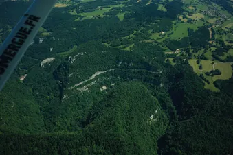 Gorges de la Loue, Besançon & citadelle vues du ciel
