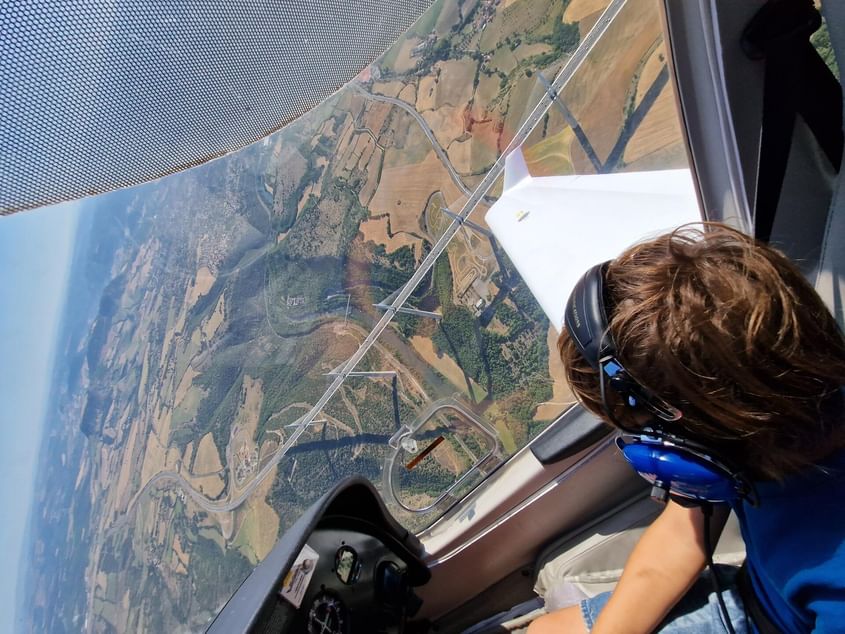Entre géants et paysages volcaniques : Millau & Salagou