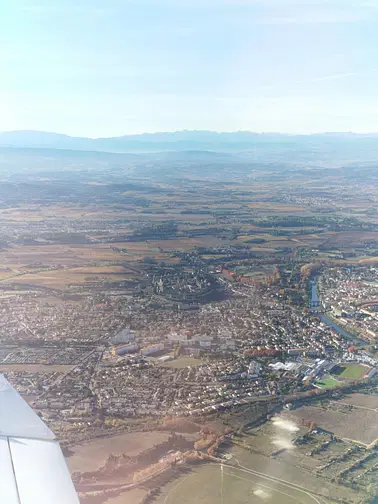 ✈️ Envolez-vous vers Carcassonne !