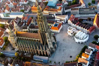 Rundflug zum Ulmer Münster