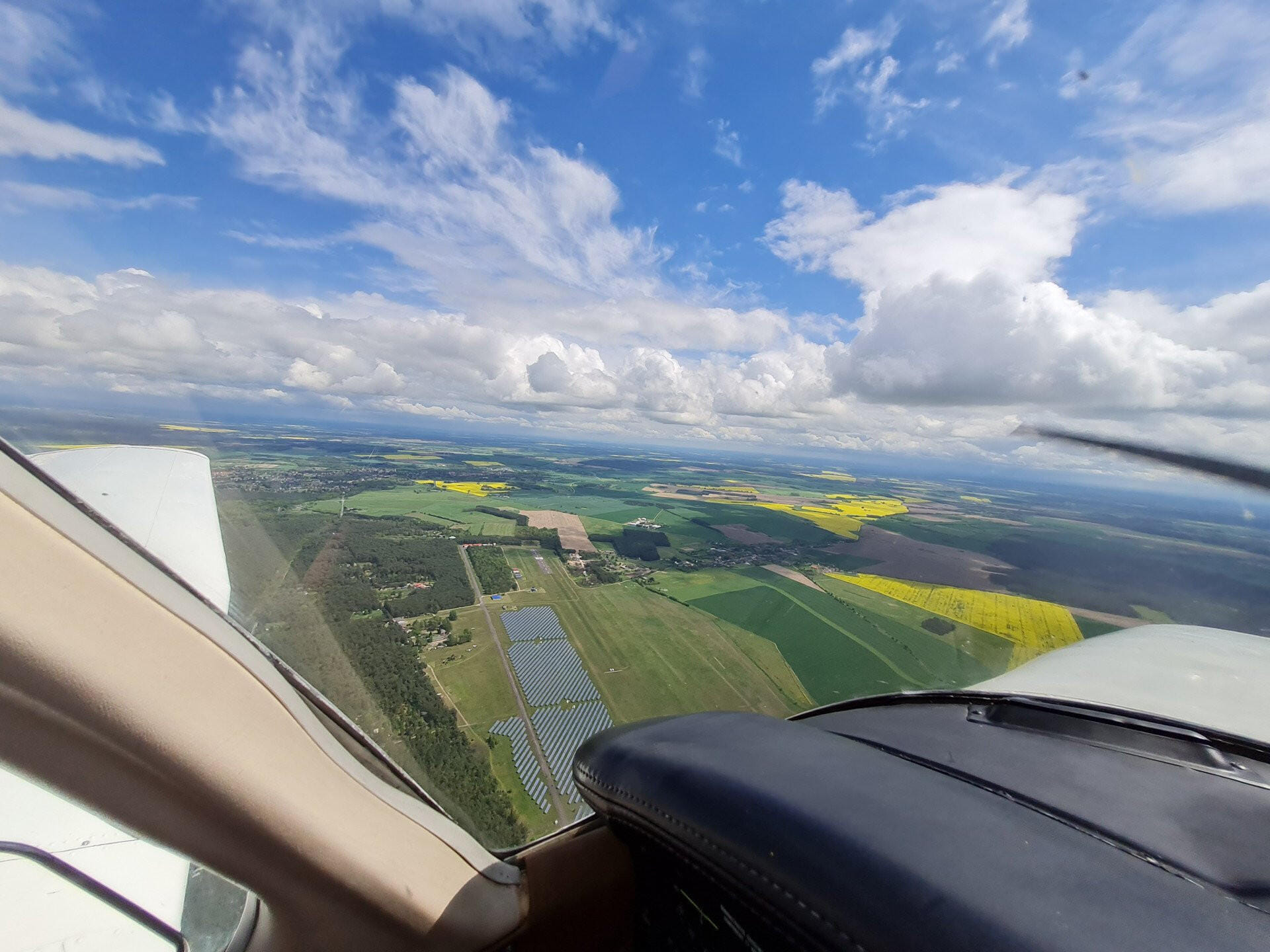 Flug über Frankfurt/O. nach Eisenhüttenstadt ( Kaffe&Kuchen)