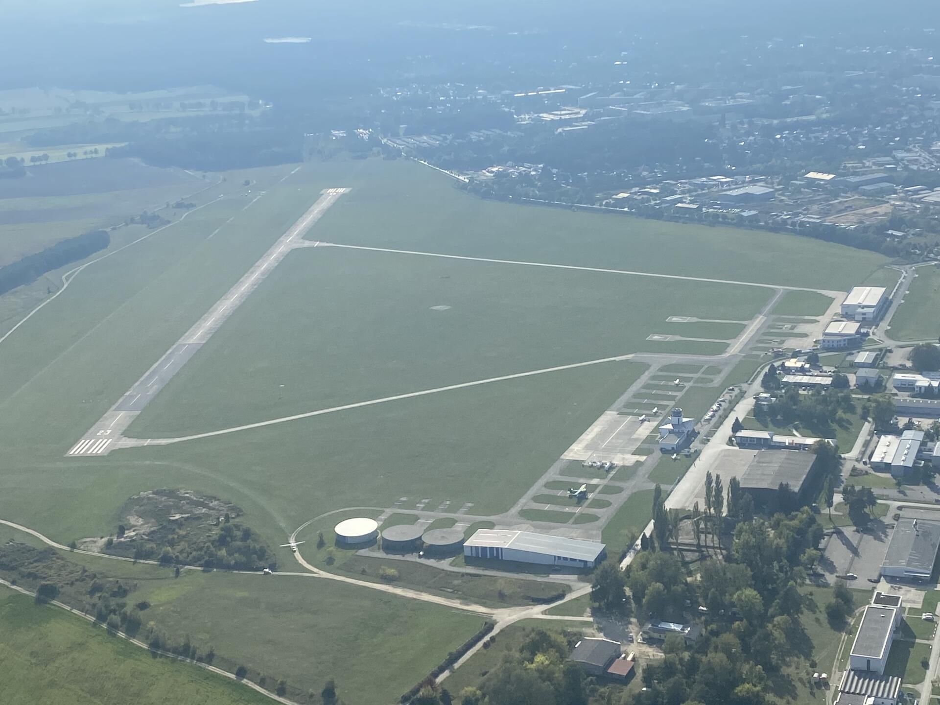 Strausberg Flugplatz/Strausberg Airfield