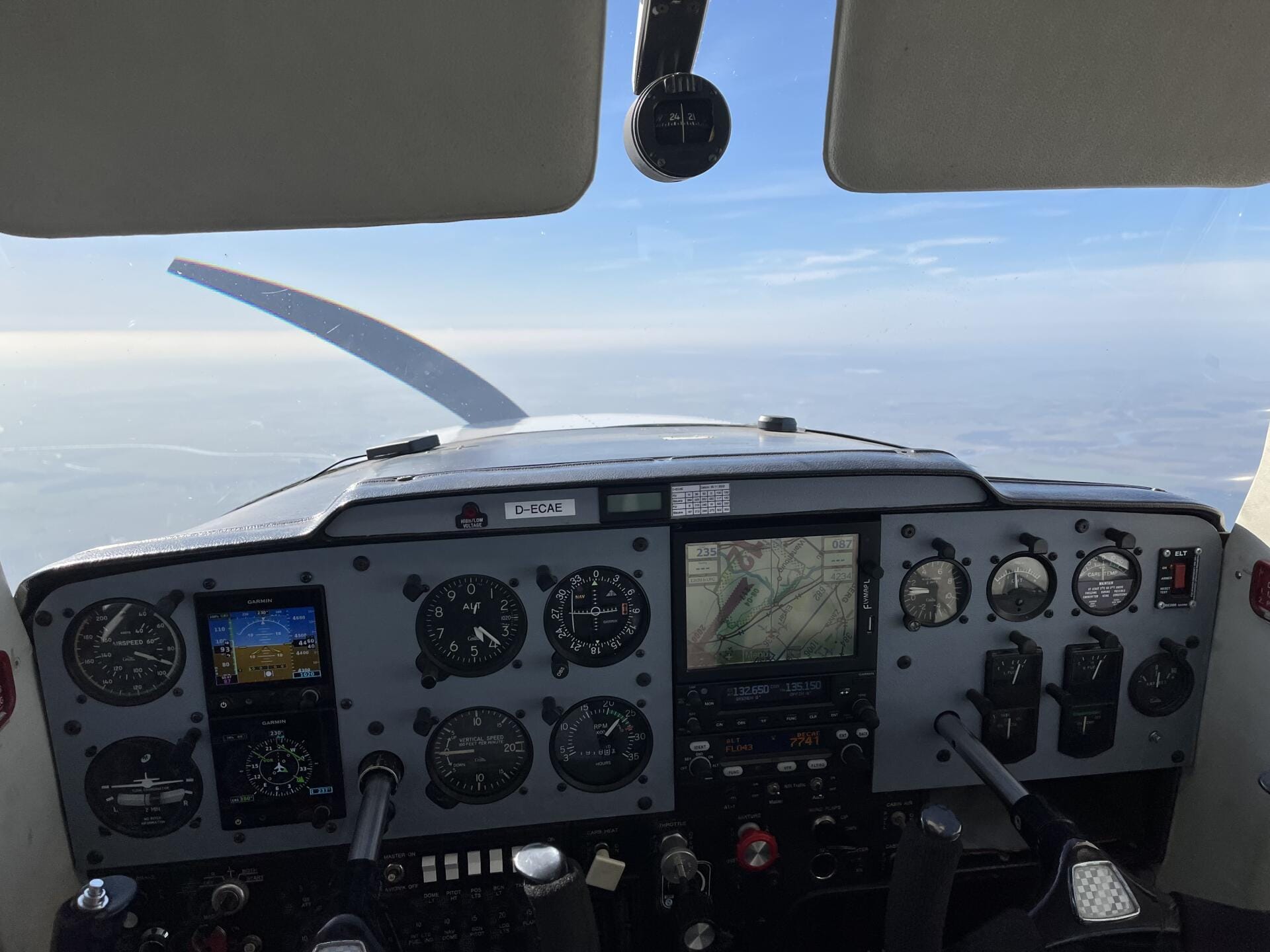 Cockpit Cessna 150