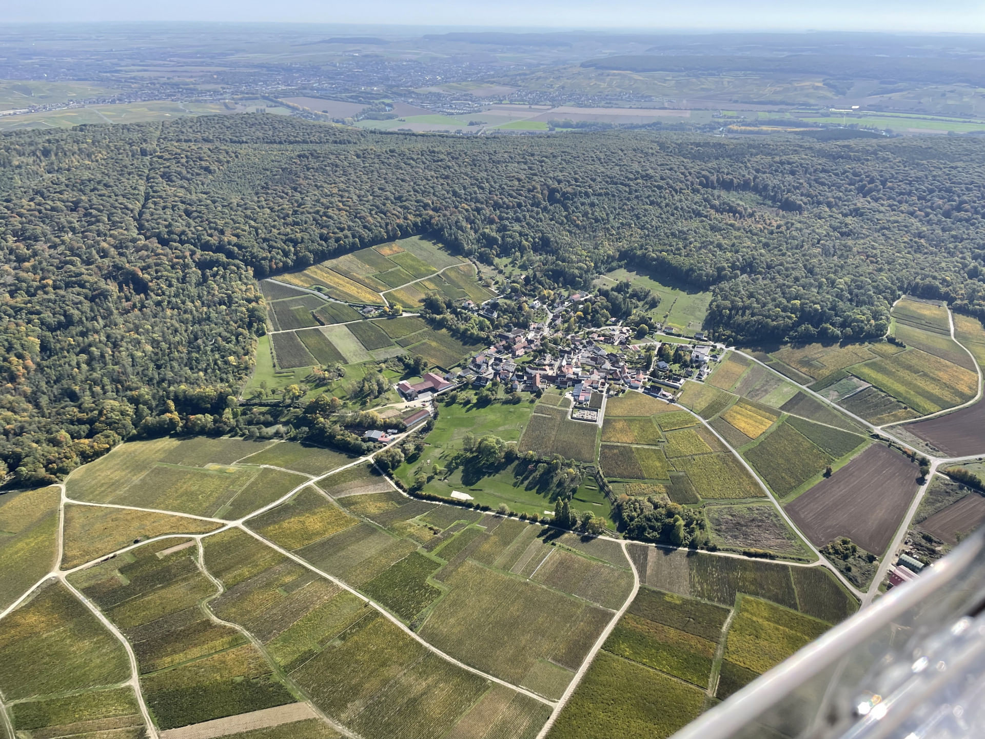 De Charleroi à Reims, en Champagne / From Charleroi to Reims