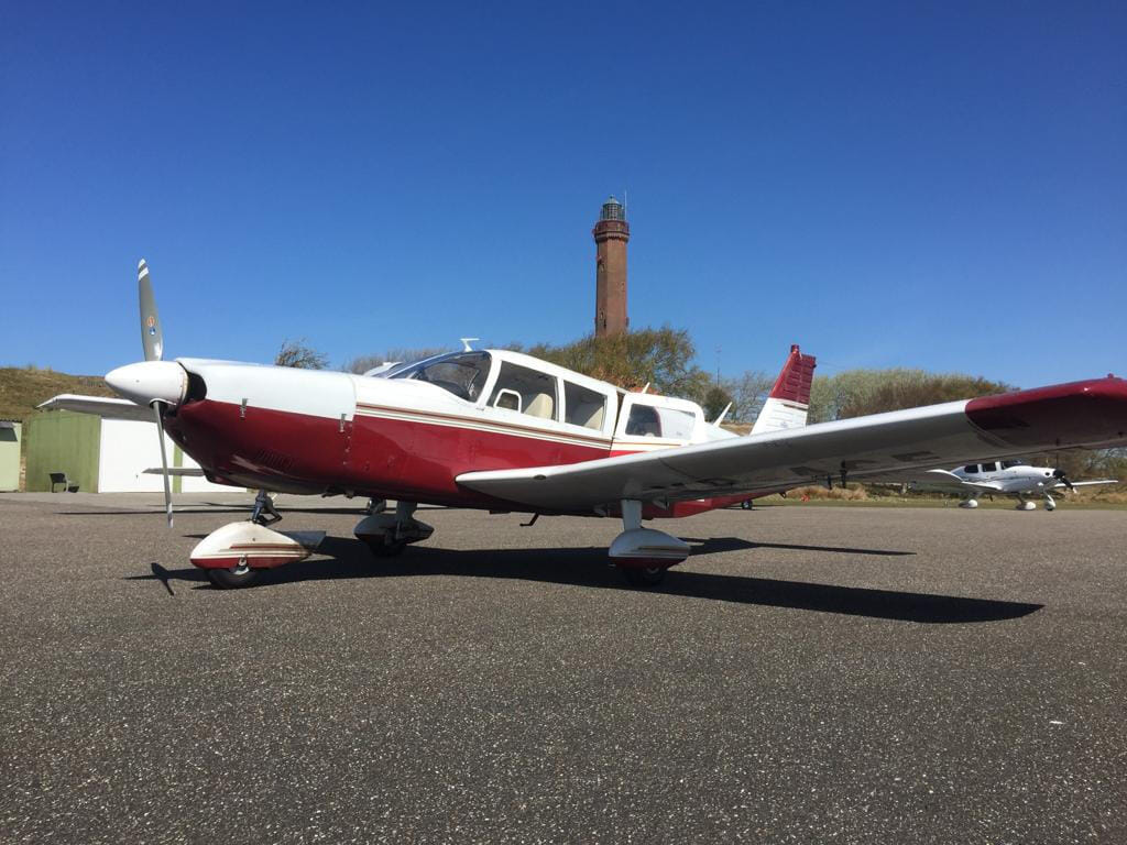 Piper PA32 Cherokee Six