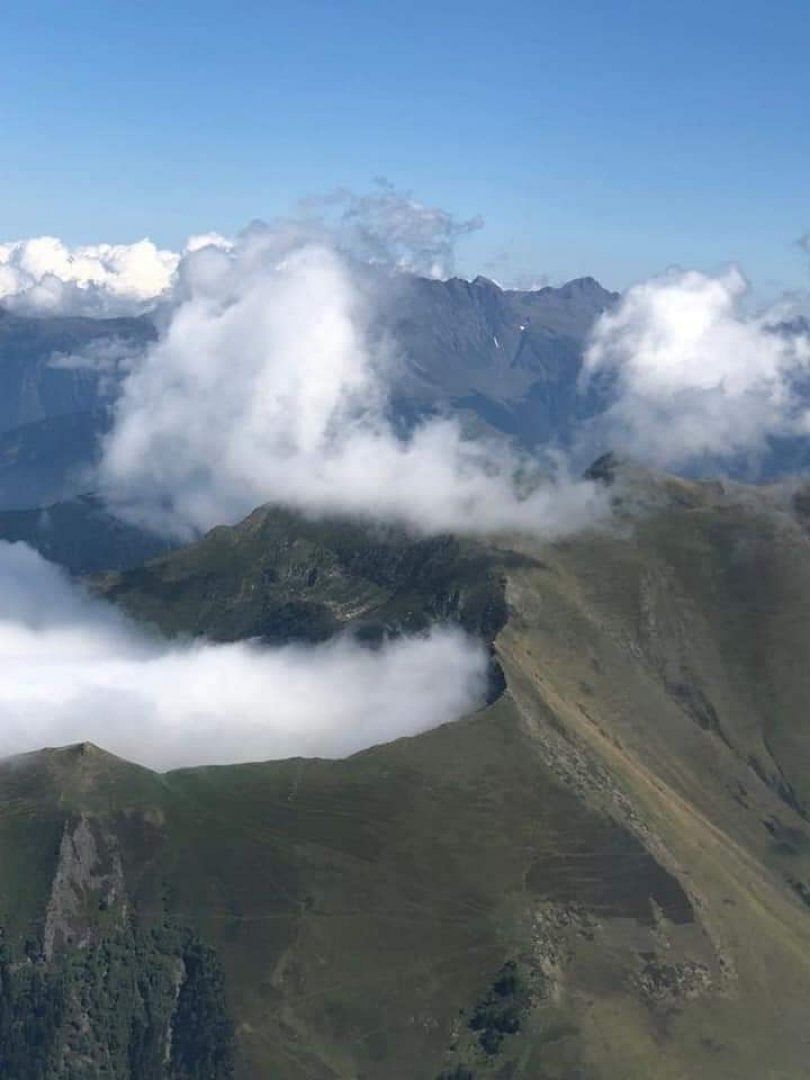 Vol au-dessus des Pyrénées en Socata TB10