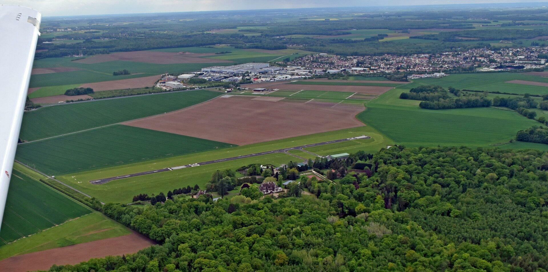 Survol de Vaux le Vicomte et Fontainebleau en Cirrus SR20
