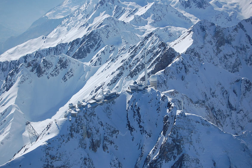 Survol ''élargi" du Pic du Midi en DR 400 (2 ou 3 passagers)