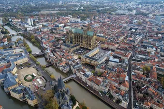 Découverte de Metz et des alentours en hélicoptère | 30 min
