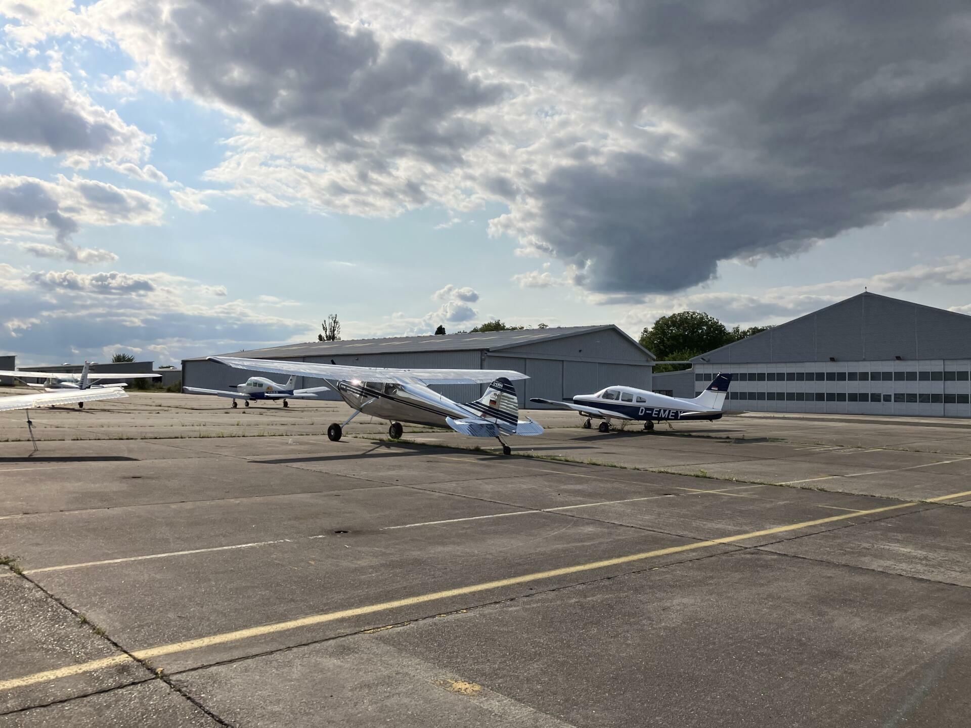 Flughafen Frankfurt, aber kleiner