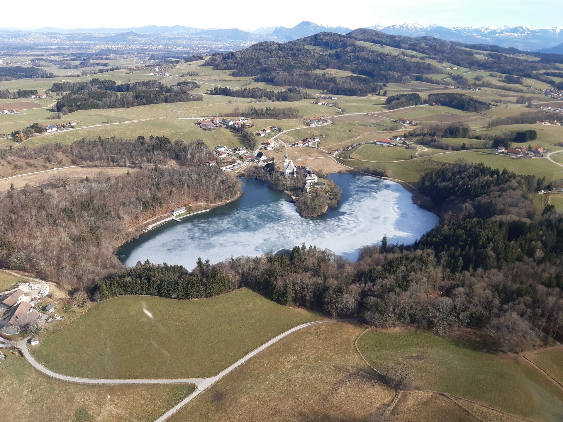 Helikopter Rundflug 60 Minuten Chiemgau Rundflug