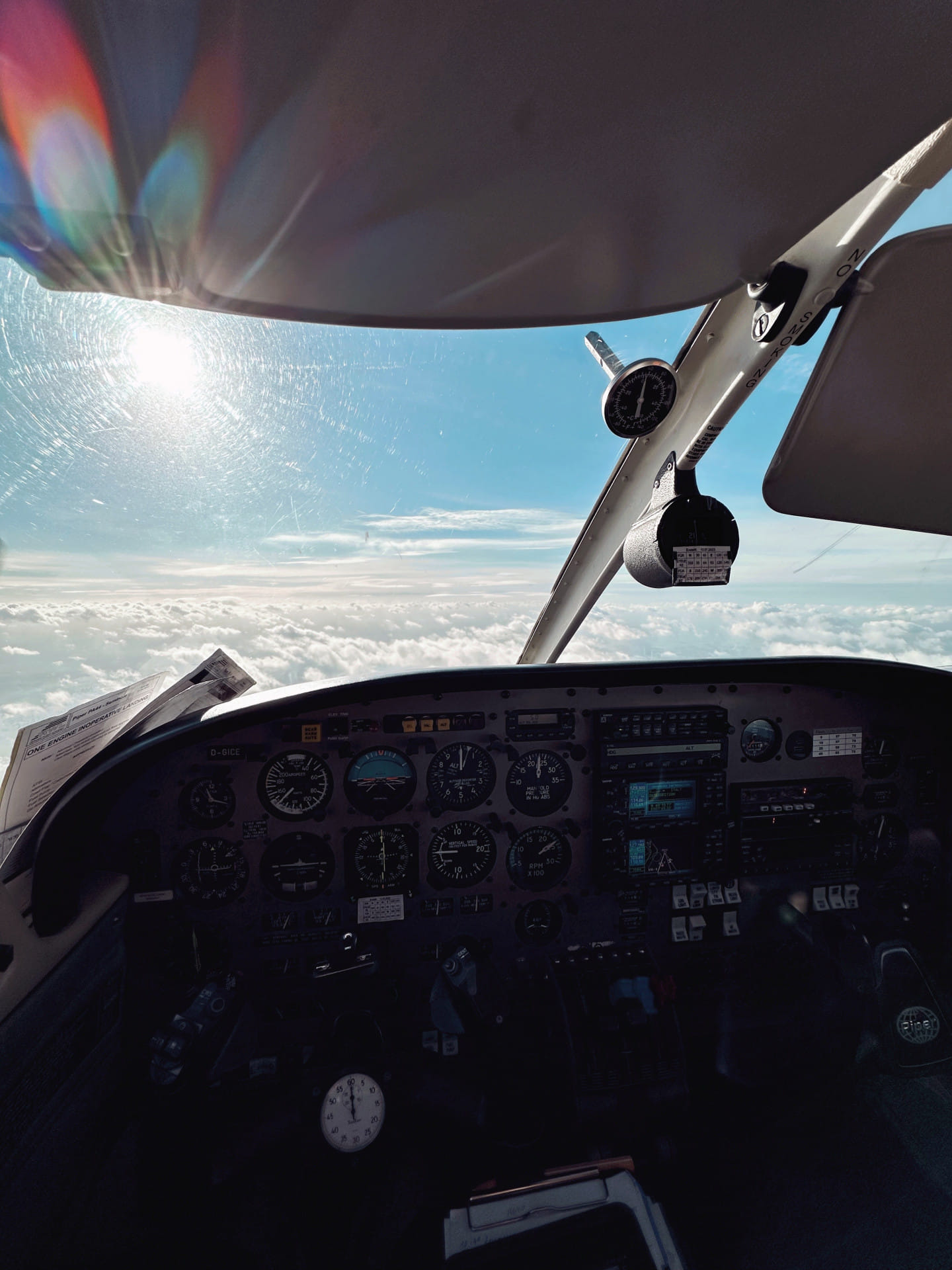 Cockpit PA44 Seminole