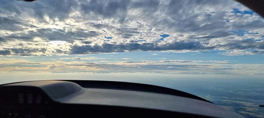 Rundflug über den Kölner Dom!