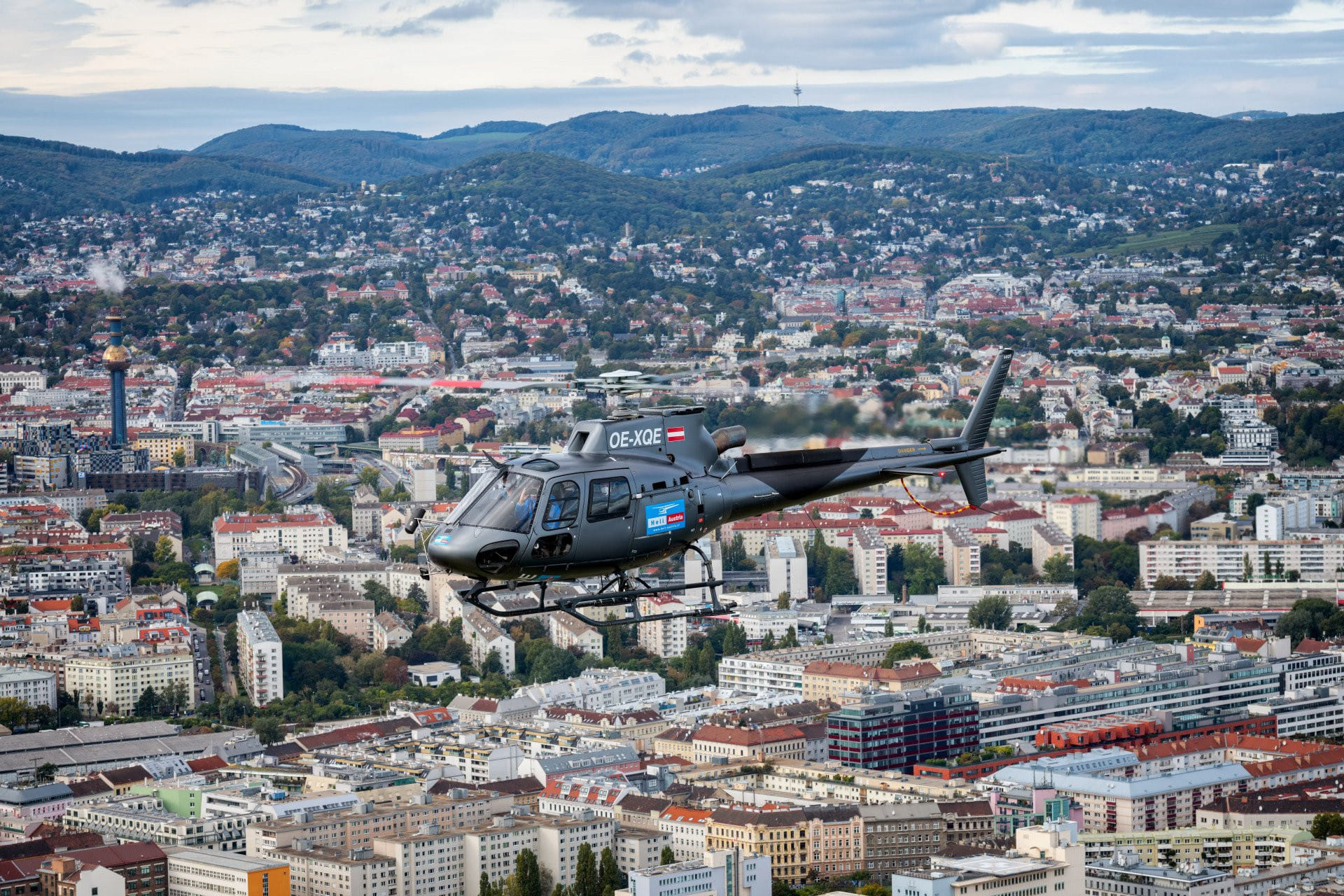 Wien entlang der Donau im Hubschrauber (5 Sitze)