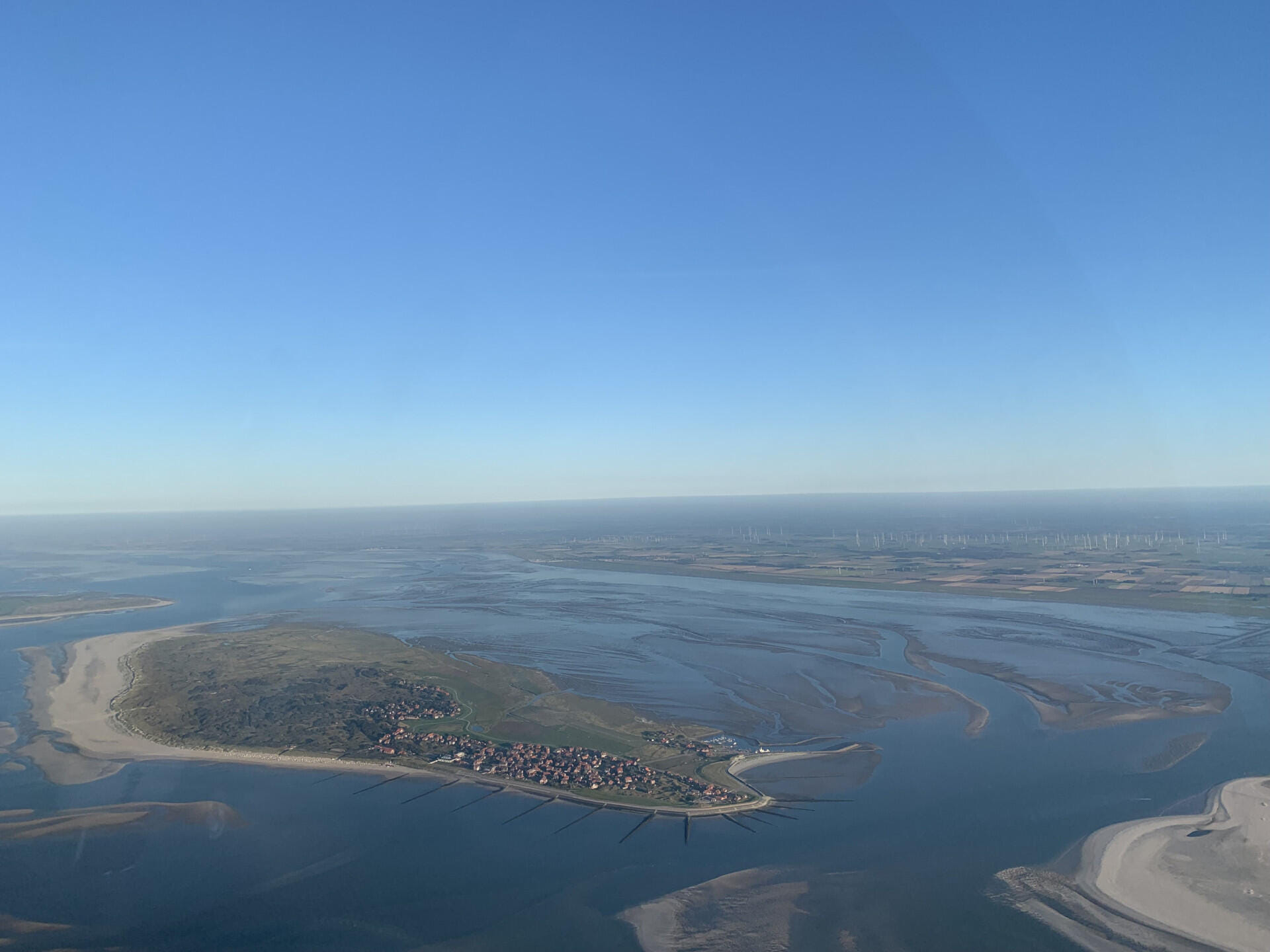 Rundflug entlang aller ostfries. Inseln ab Ney, Juist, Lang.