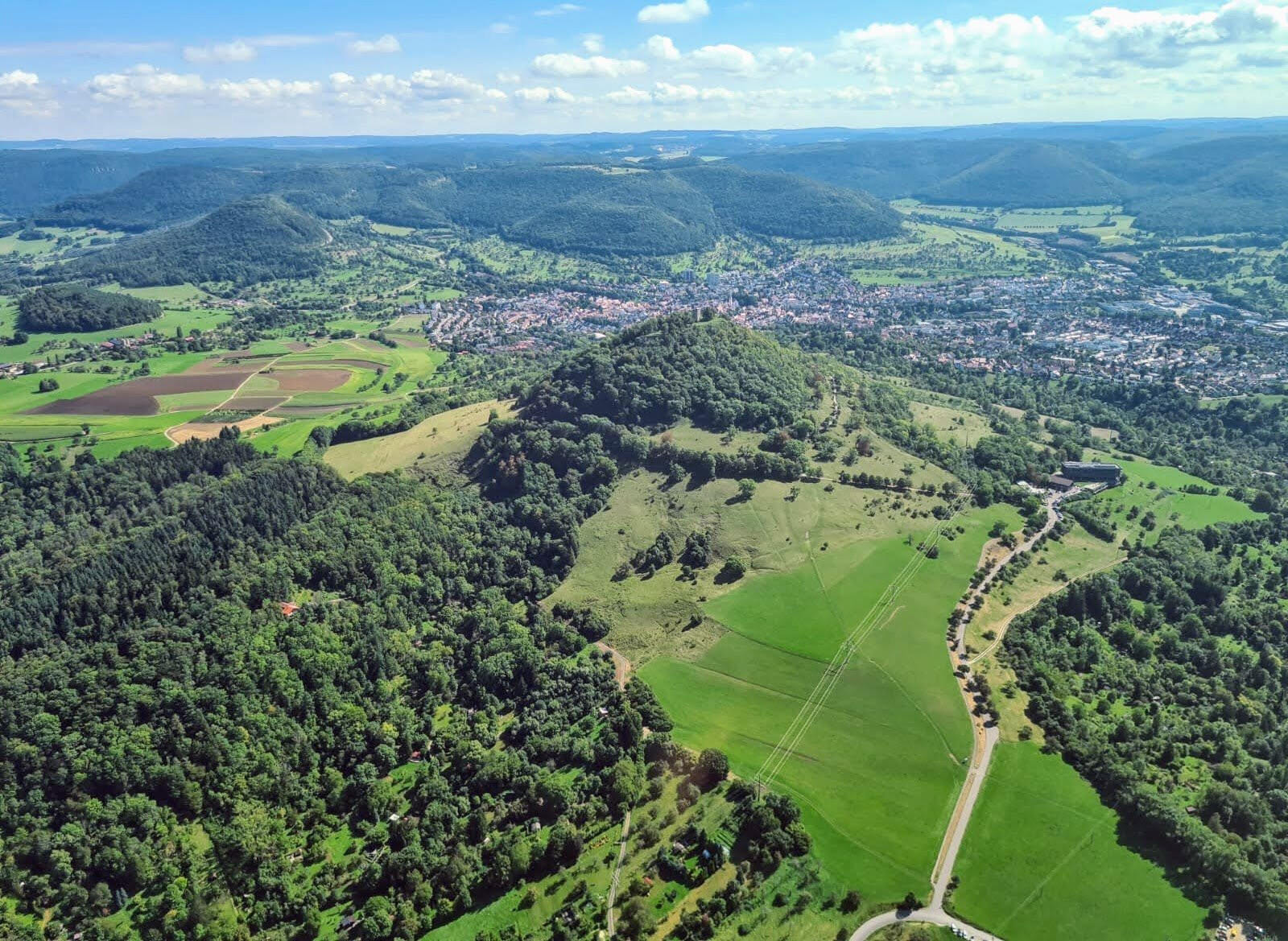 Rundflug über Stuttgart und die Schwäbische Alb