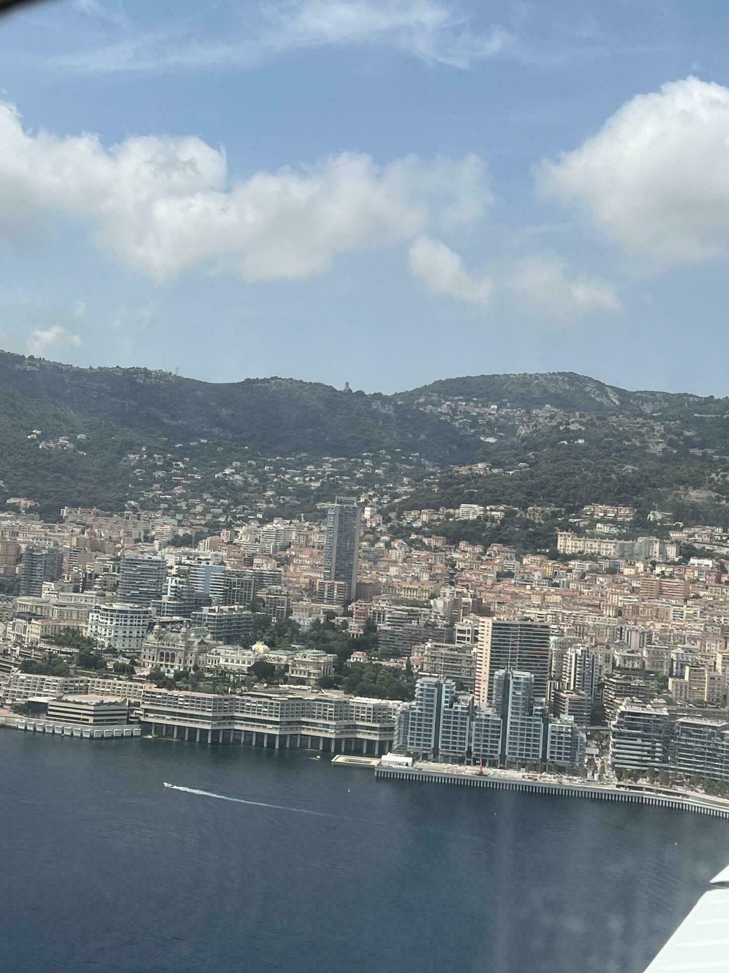 Vol au dessus de Nice/Monaco