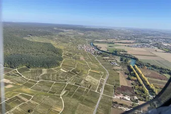 De Charleroi à Reims, en Champagne / From Charleroi to Reims