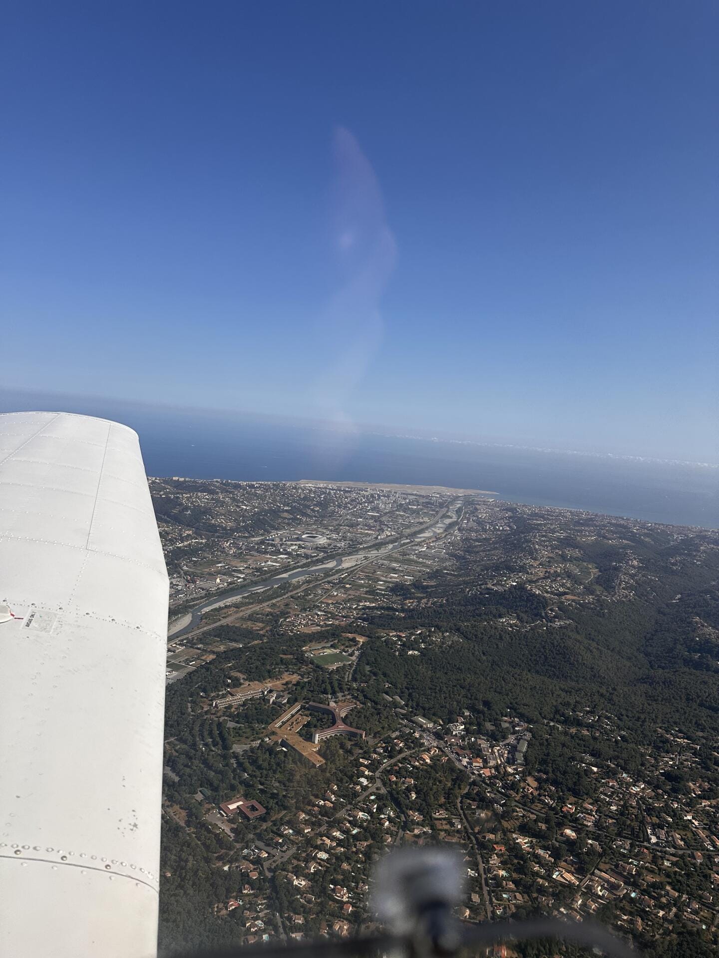 De Cannes à Menton par l’arrière-pays et retour par la mer