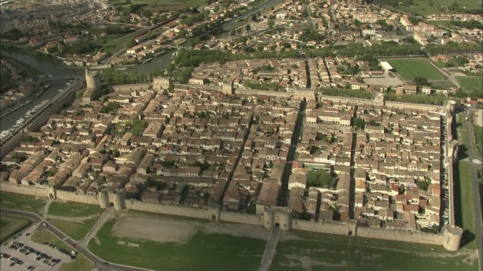 Le Pont du Gard et Aigues-mortes