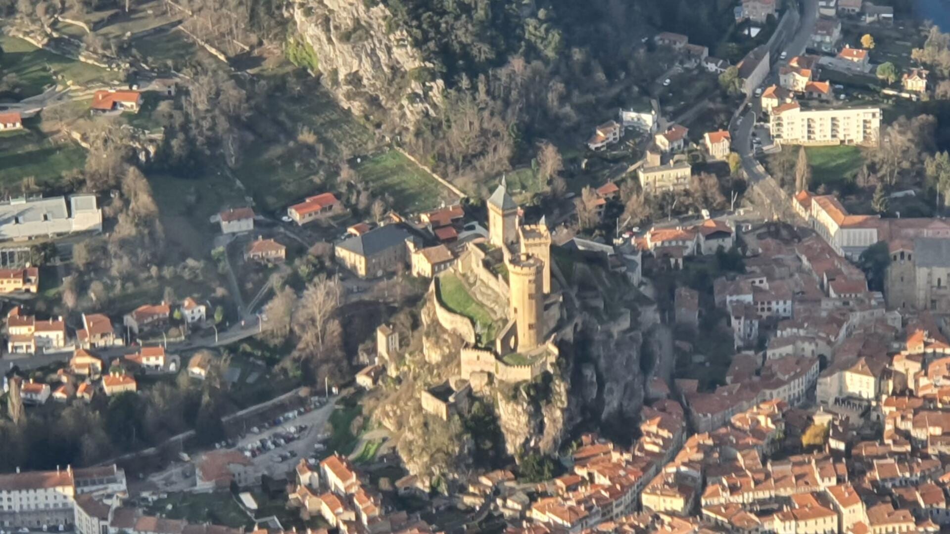 Les Pyrénées : Foix et le château cathare Montségur