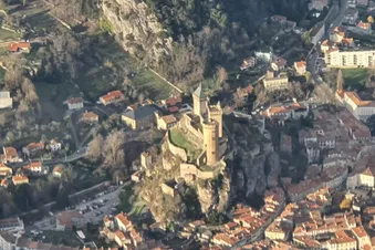 Les Pyrénées : Foix et le château cathare Montségur