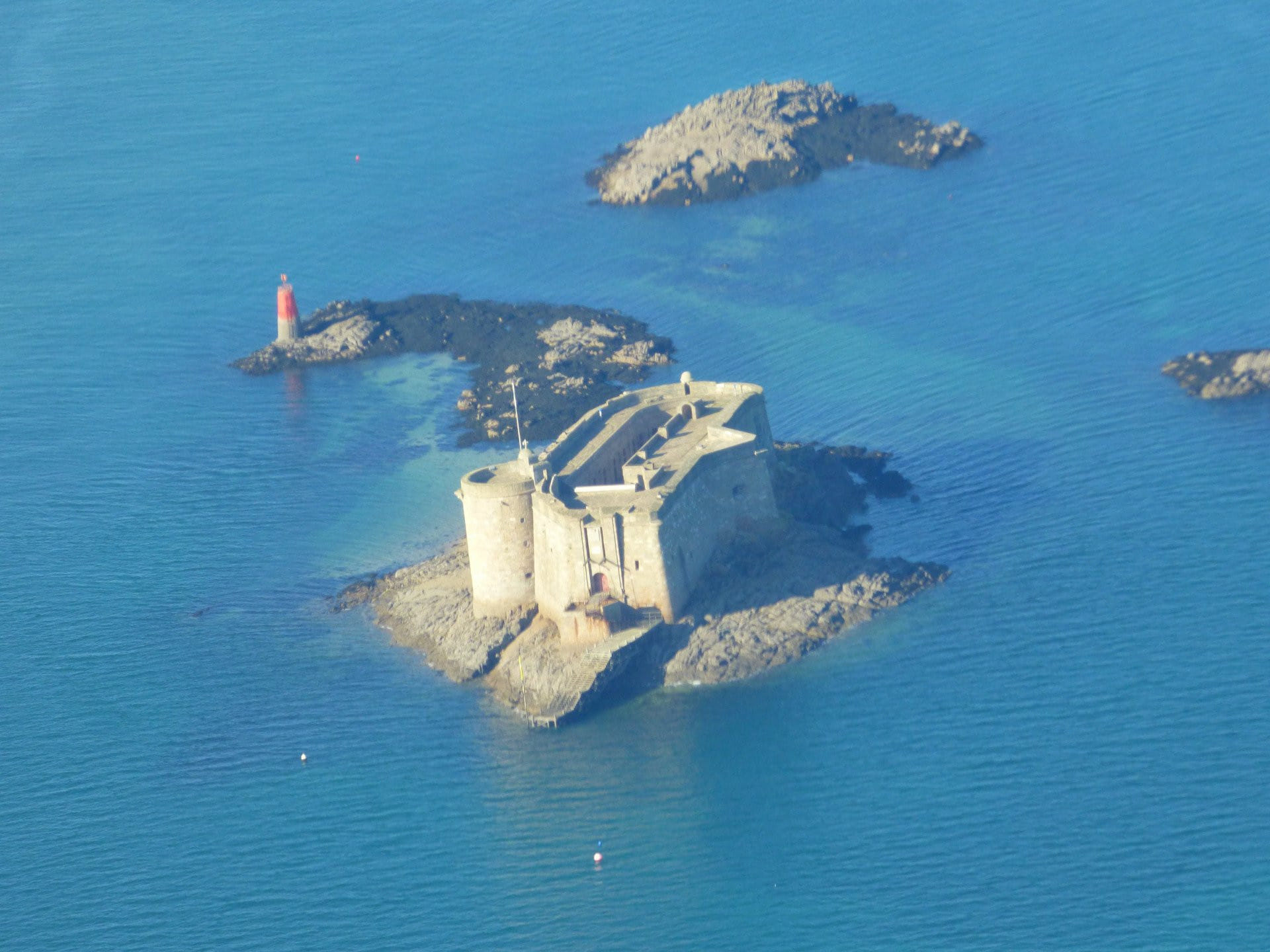 Le Pays Pagan Côte des naufrageurs vue du ciel (2 pers. min)