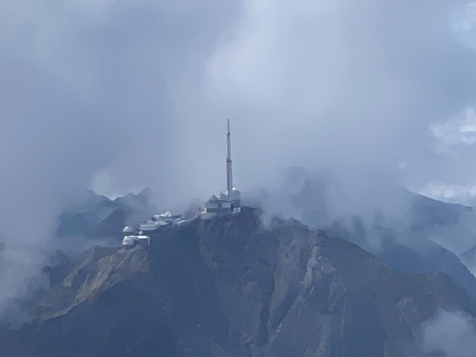 Balade aérienne vers le pic du midi de Bigorre depuis Muret