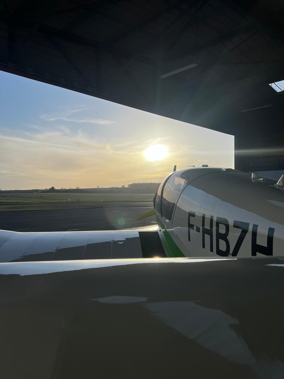 Dans le hangar prêt à s'envoler !