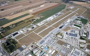 Flug nach Wiener Neustadt mit Rückflug am gleichen Tag
