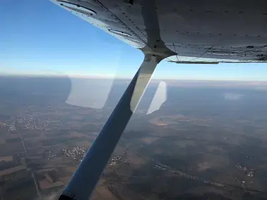 Lausanne und zurück - den Genfersee im Anflug