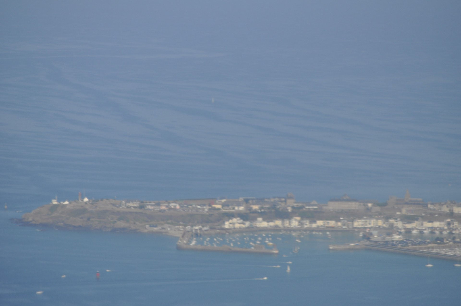 Survol du Mont Saint Michel et des plages du débarquement
