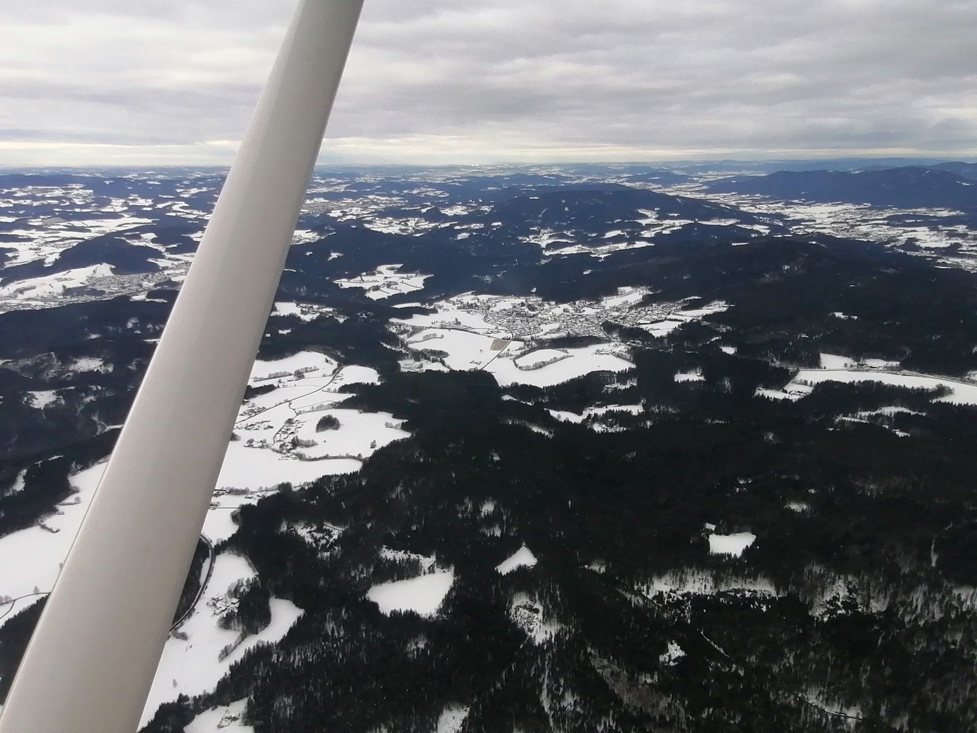 Flug über den Großen Arber, höchster Berg Niederbayerns