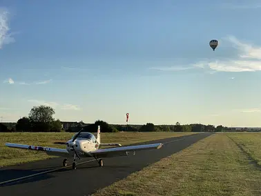 Für Luftfahrtfreaks - 3 Platzrunden in Herzogenaurach