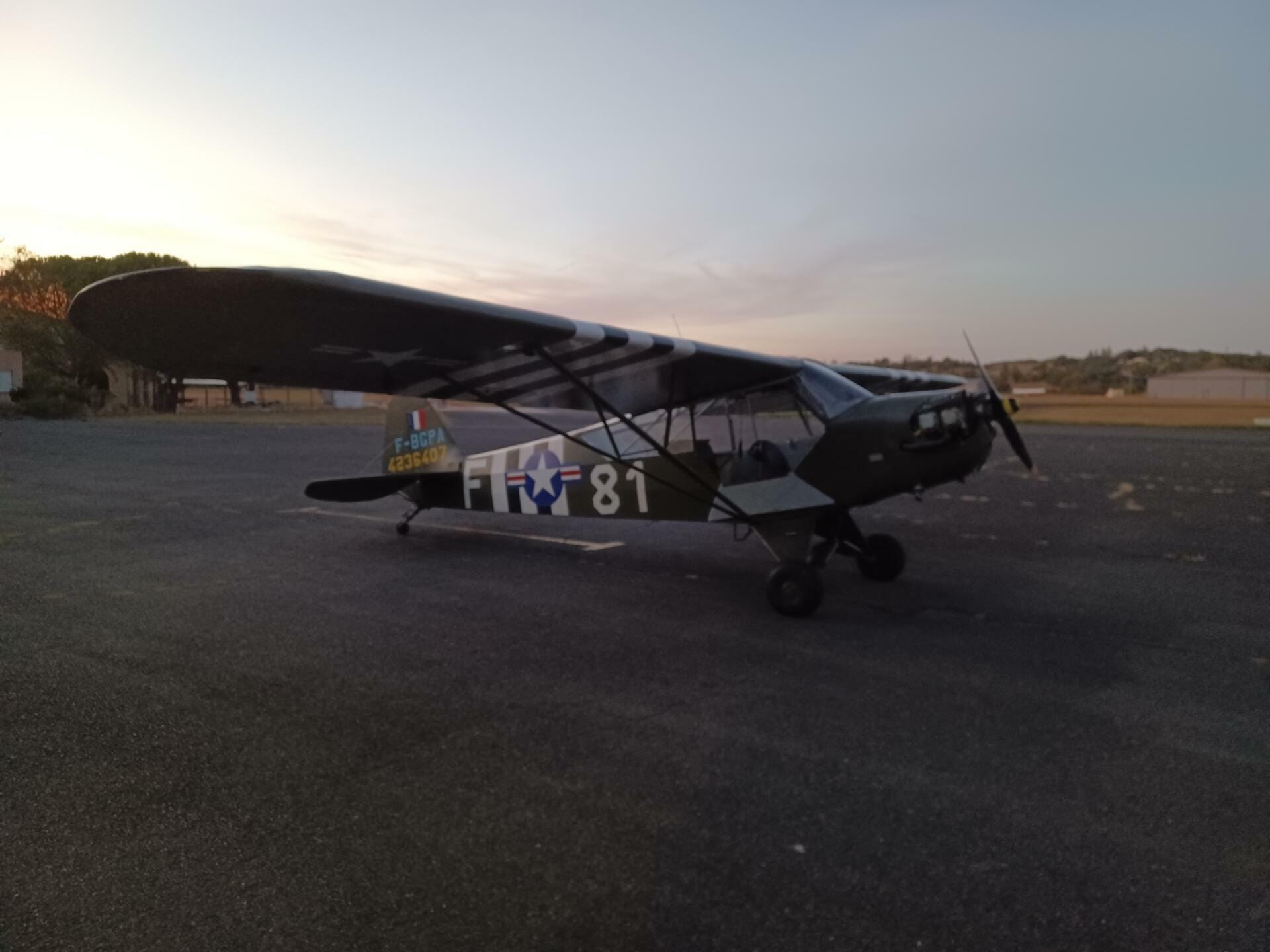 Piper L4 Grasshoppers