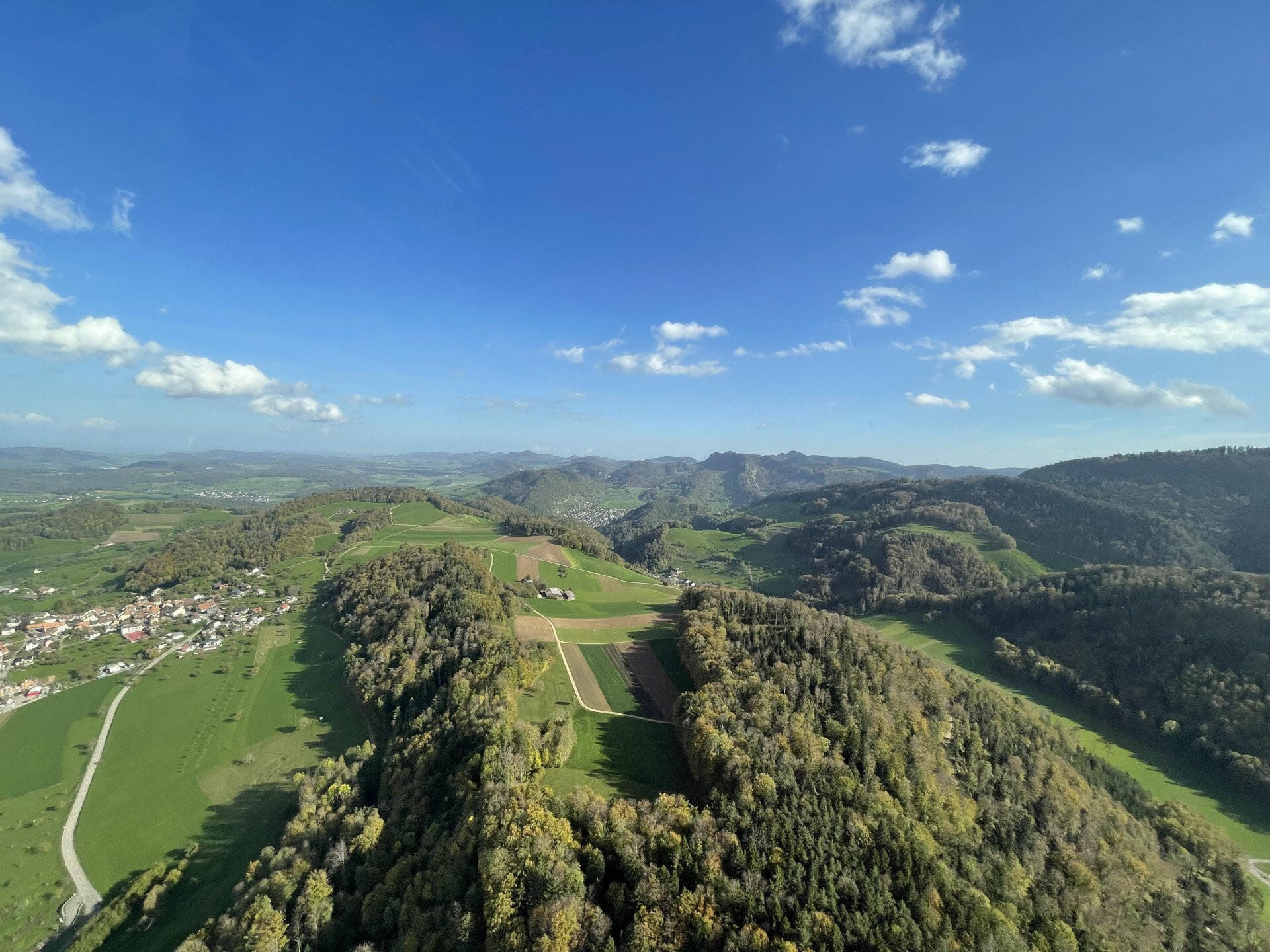 Im Helikopter über Basel und das Baselbiet