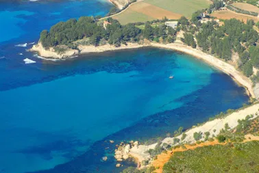 Vol hélicoptère calanques Marseille et Cassis 30 min