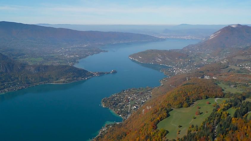 Survol des plus beaux lacs des Alpes depuis St-Etienne