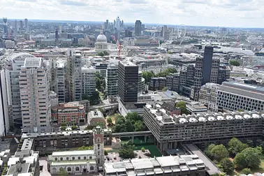 Sightseeing flight around north-east London