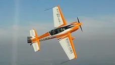Kunstflug in einer Extra 330LX
