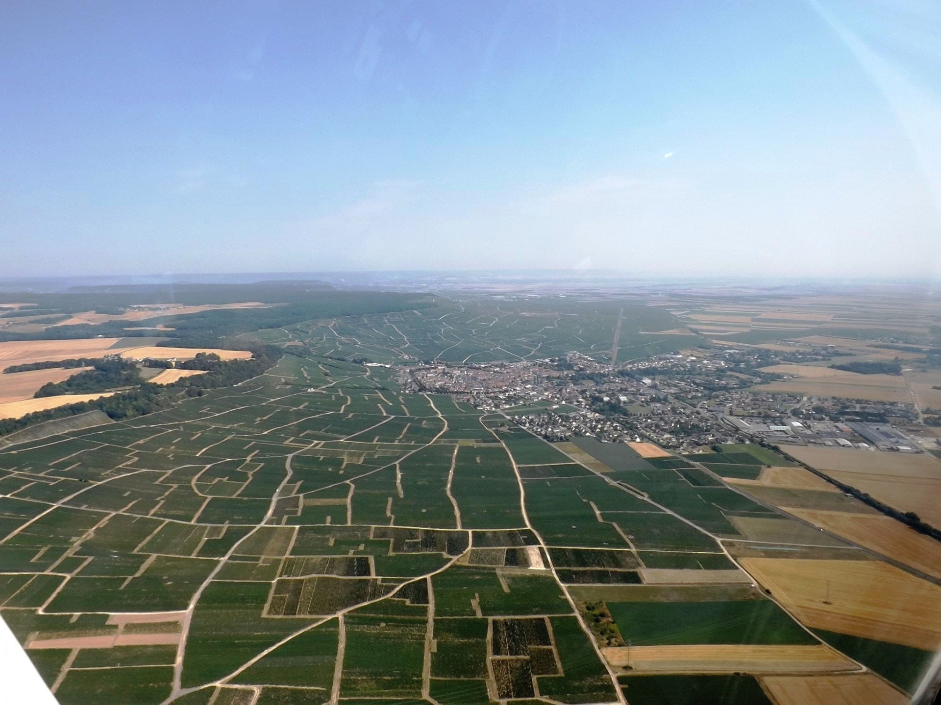 Balade aérienne entre Châteaux et les vignes