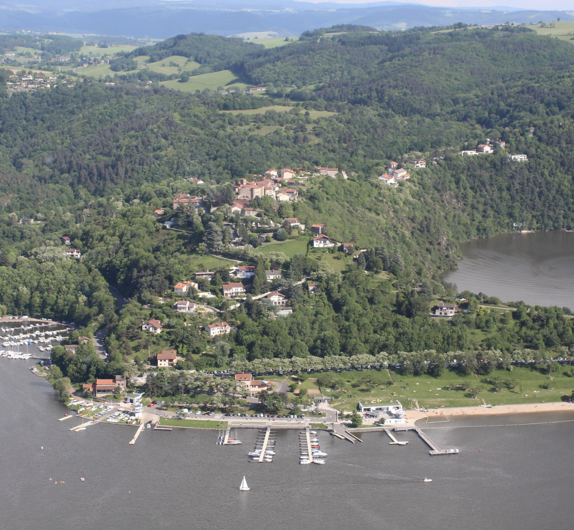 St-Etienne et ses alentours en Hélicoptère - 30m