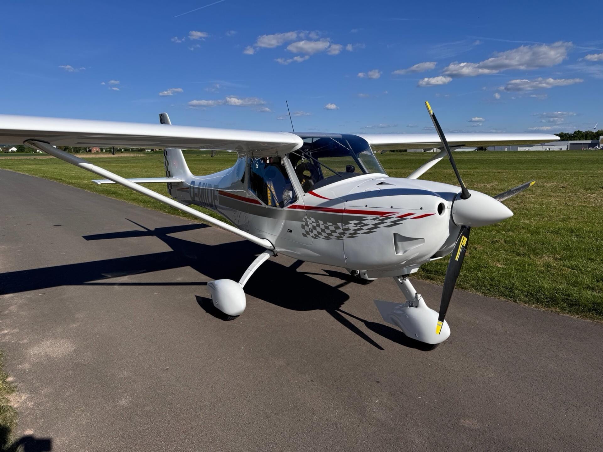 FK-Lightplanes FK9