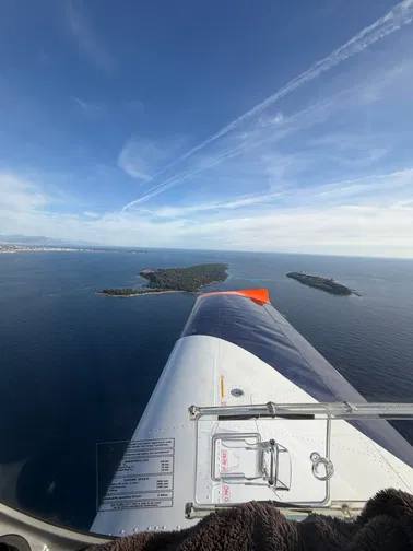 Vol à destination de cannes par les iles de Lerins
