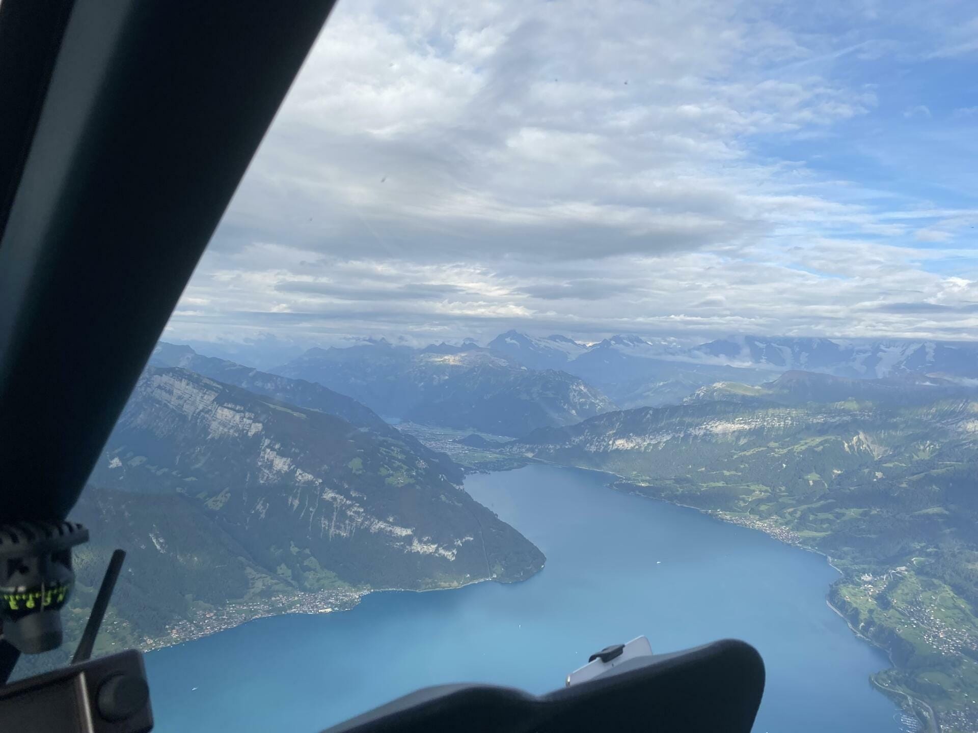 Thunersee Helikopterrundflug
