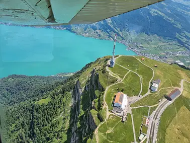 Rundflug nach Wunsch 3 Plätze 1h